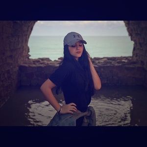 Meet your Posher, Aria